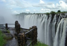 DESCUBRIENDO SUDAFRICA (PILANESBERG) Y CATARATAS VICTORIA (ZAMBIA) CON CHOBE